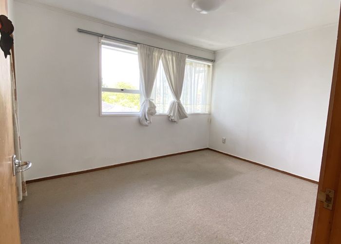  at 21 Sequoia Place, Sunnynook, North Shore City, Auckland