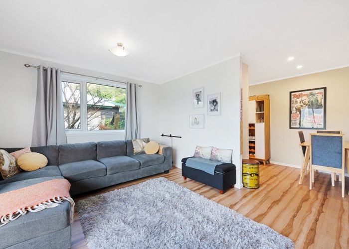  at 1/107 Allington Road, Karori, Wellington