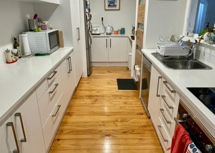  at 35 Drome View Place, Beach Haven, North Shore City, Auckland