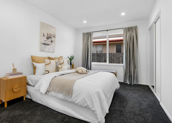  at 320 Memorial Avenue, Burnside, Christchurch City, Canterbury