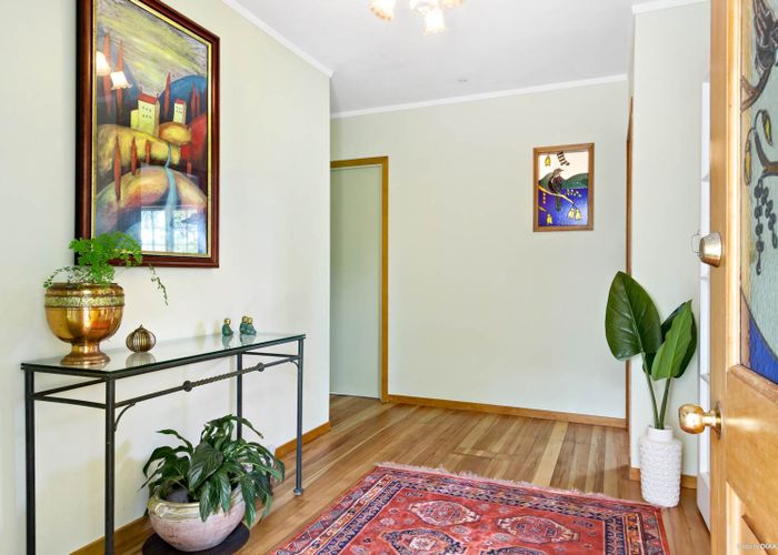  at 14 Rerewai Place, Kelston, Auckland