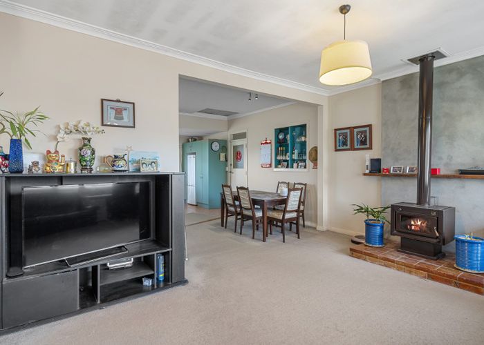  at 27 Cleghorn Avenue, Mount Roskill, Auckland City, Auckland