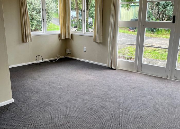  at 9 Pegler Drive, Howick, Auckland