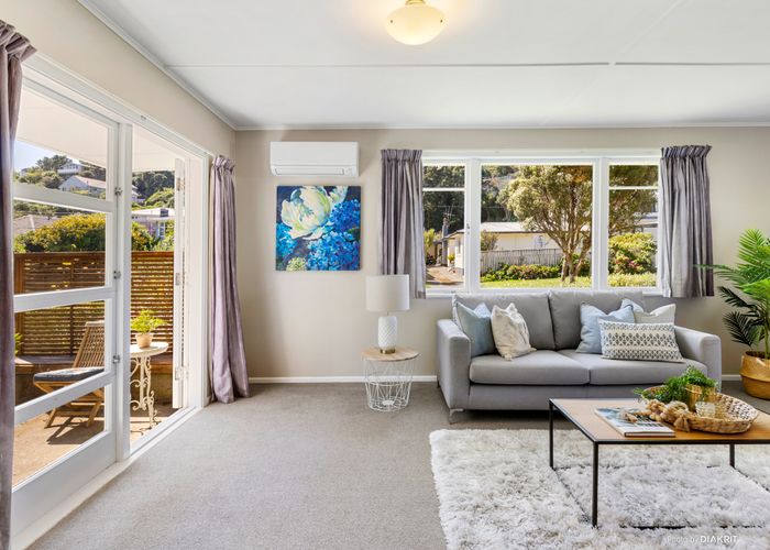  at 142 Campbell Street, Karori, Wellington