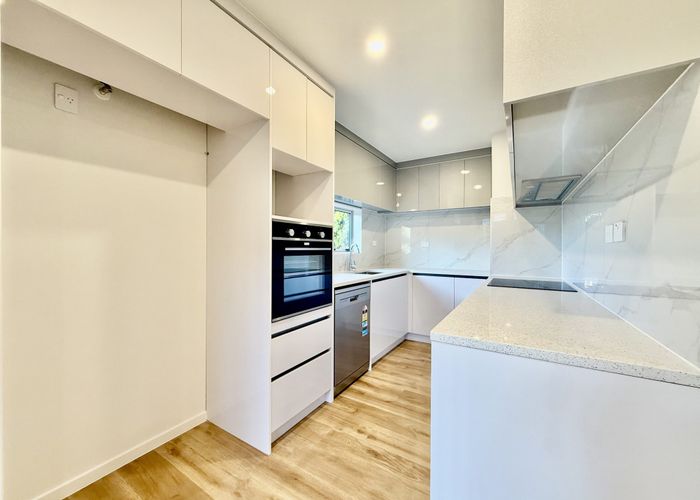  at 33b Riverhills Avenue, Pakuranga Heights, Manukau City, Auckland
