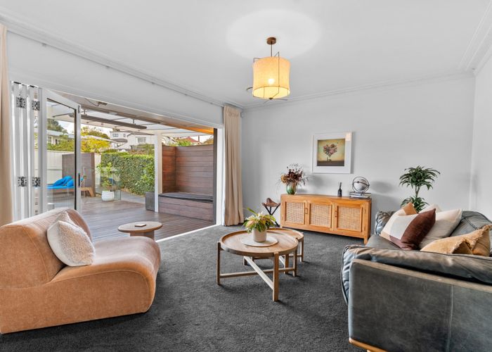  at 14 Temple Street, Meadowbank, Auckland City, Auckland