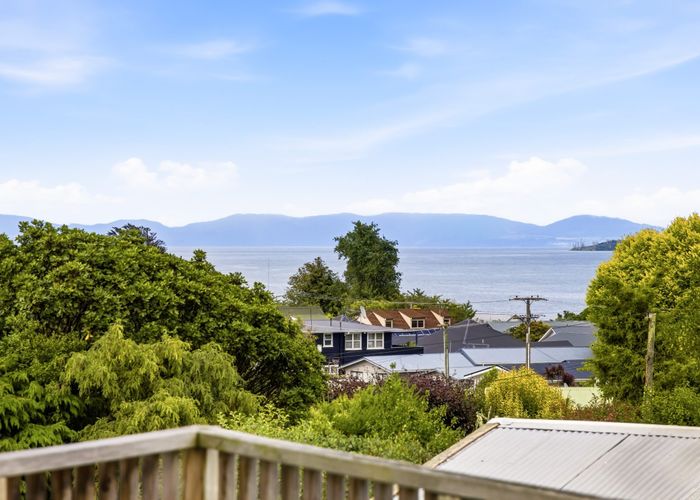  at 7 Henry Hill Road, Lake Taupo, Taupo, Waikato