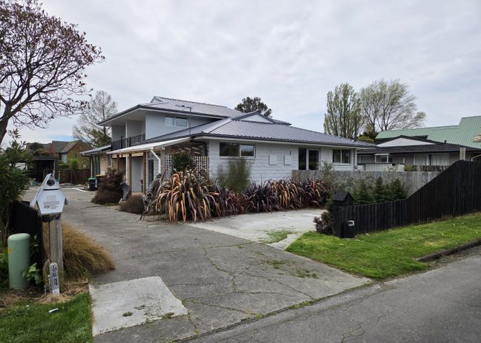 at 2/3 Esher Place, St. Martins, Christchurch City, Canterbury