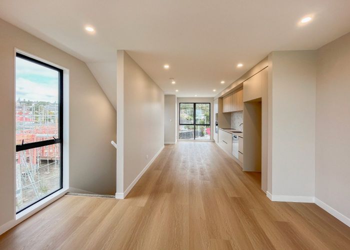  at 6/218 Lake Road, Northcote, North Shore City, Auckland