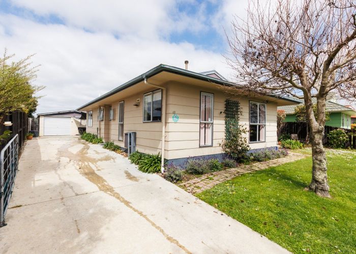  at 48 Hillcrest Drive, Kelvin Grove, Palmerston North