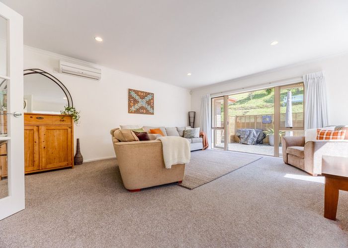  at 8 Leanne Way, Waikanae Beach, Kapiti Coast, Wellington