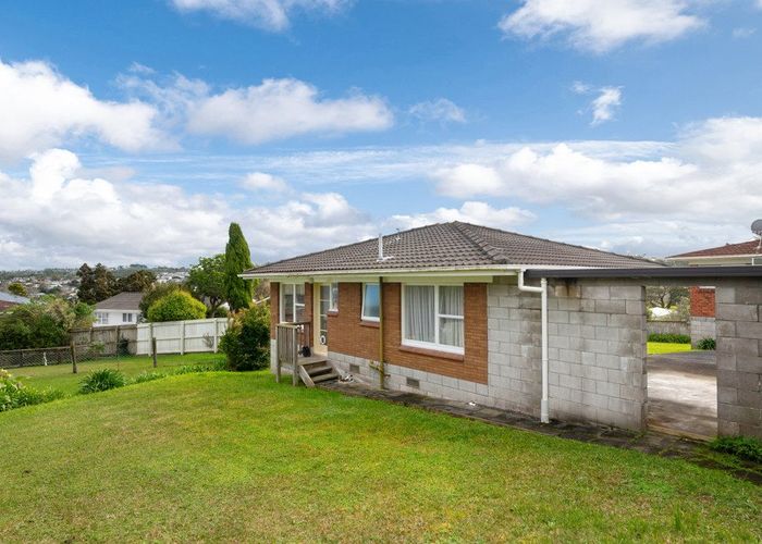  at 2/28B Sunnynook Road, Forrest Hill, North Shore City, Auckland