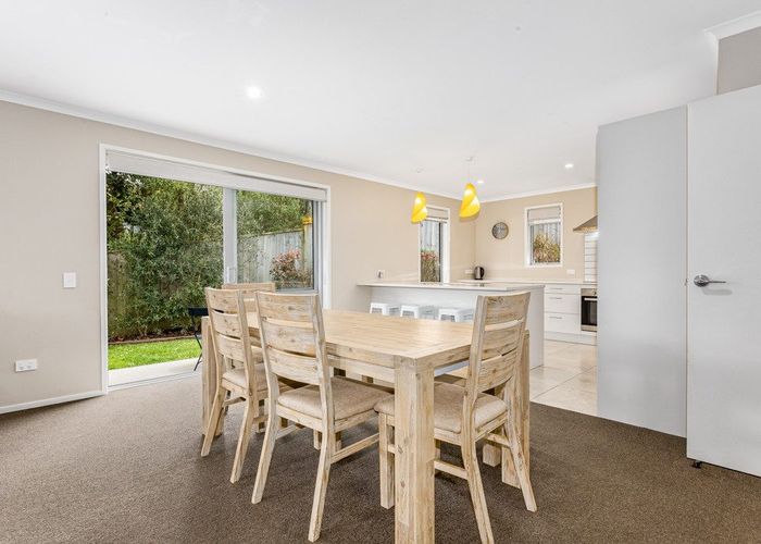  at 7 Grapnel Lane, Whitby, Porirua, Wellington