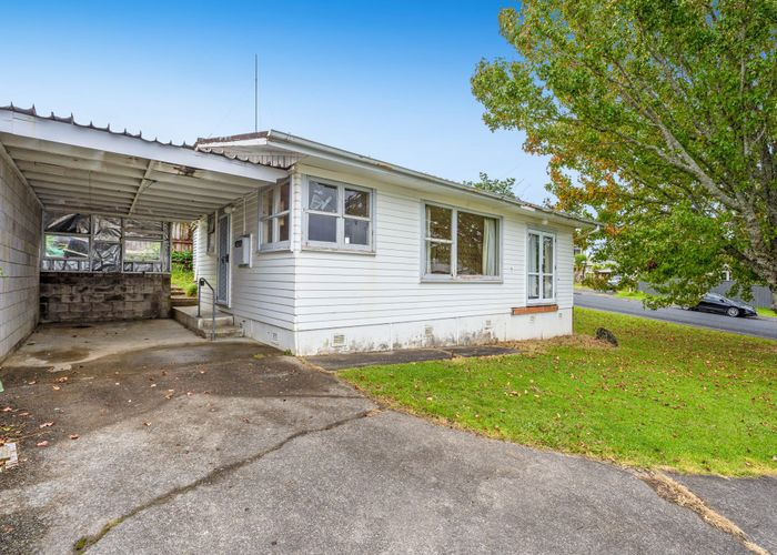  at 1/3 Flaxdale Street, Birkdale, Auckland