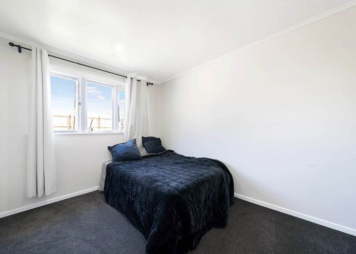  at 261 Sturges Road, Henderson, Waitakere City, Auckland