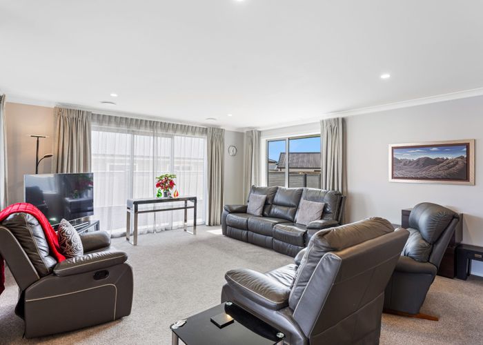  at 168 Karuhiruhi Street, Waikanae, Kapiti Coast, Wellington