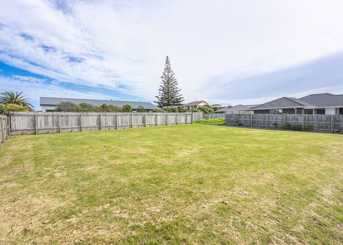  at 43 Seagrass Place, Otaki Beach, Kapiti Coast, Wellington