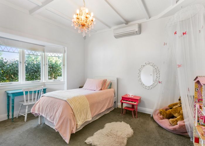  at 14 Jordan Avenue, Onehunga, Auckland