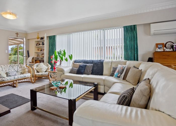  at 9 Heron Crescent, Katikati