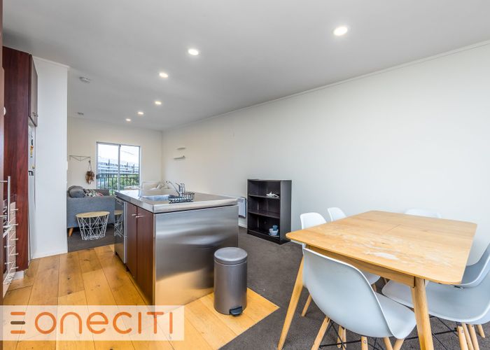 at 61/32 Edwin Street, Mount Eden, Auckland City, Auckland