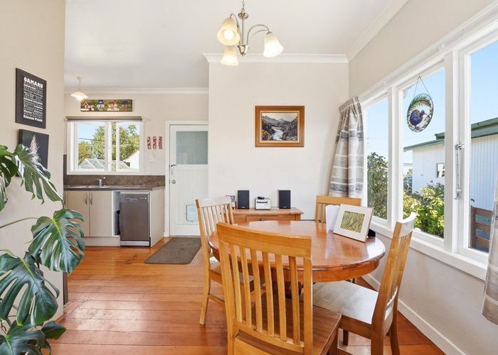  at 19 Stark Street, Durie Hill, Whanganui, Manawatu / Whanganui