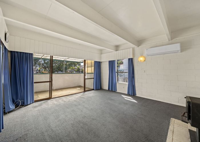  at 16 McInnes Road, Weymouth, Manukau City, Auckland