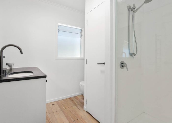  at 12/11 Sentinel Road, Herne Bay, Auckland