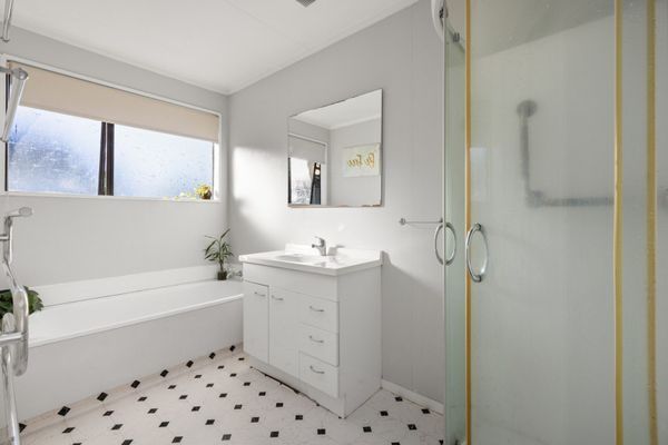  at 31 Sylvania Drive, Matua, Tauranga