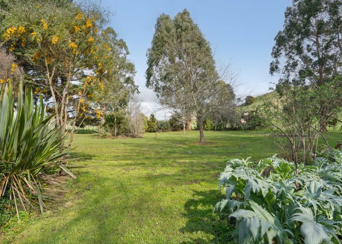  at 991 Masterton Castlepoint Road, Tauweru, Masterton