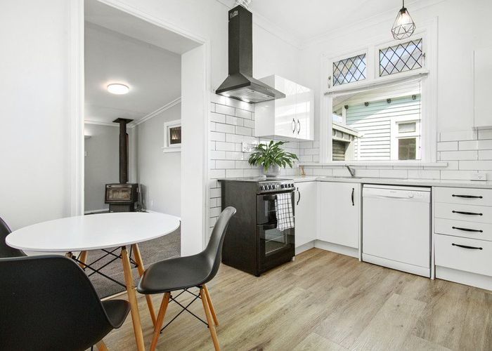  at 18 Pharazyn Street, Melling, Lower Hutt, Wellington