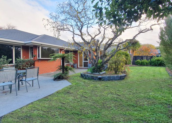  at 14 Wendy Place, Heathcote, Christchurch City, Canterbury