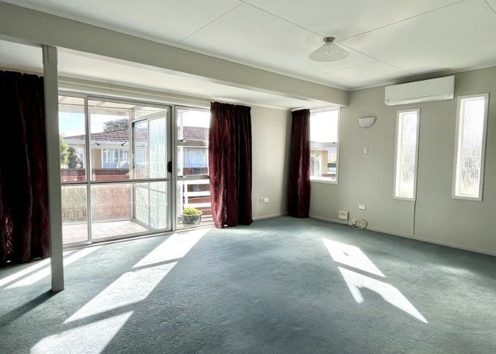  at 22 Waiwera Place, Merrilands, New Plymouth