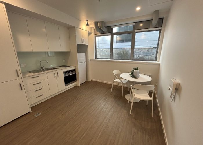  at 204/26 Waring Taylor Street, Wellington Central, Wellington, Wellington