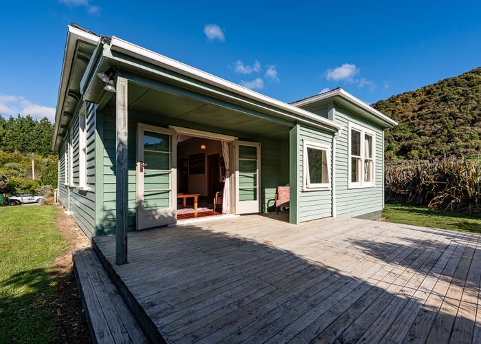  at 529 Makara Road, Karori