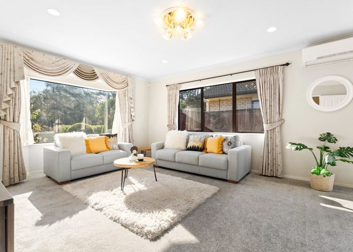  at 52 Brookwood Drive, Henderson, Auckland