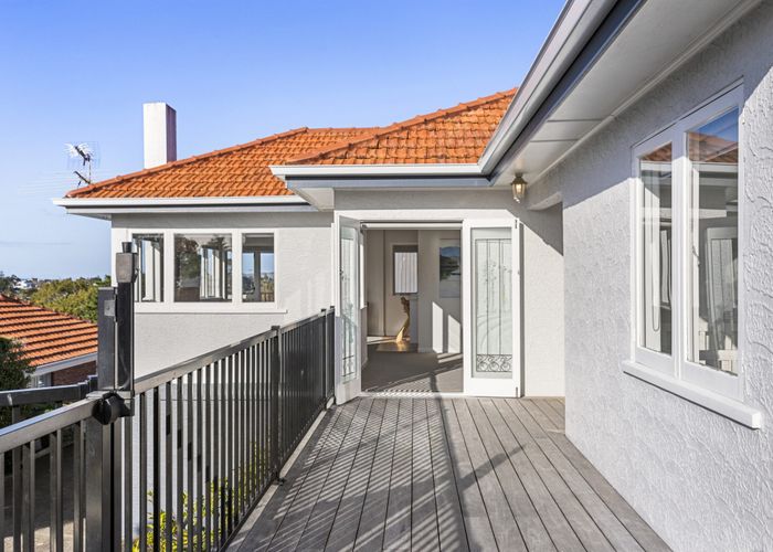  at 8 Minerva Terrace, Cockle Bay, Auckland
