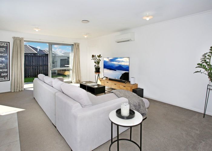  at 6 Pope Street, Camborne, Porirua