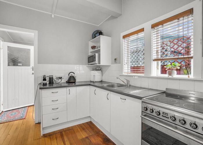  at 7 Hector Street, Petone, Lower Hutt