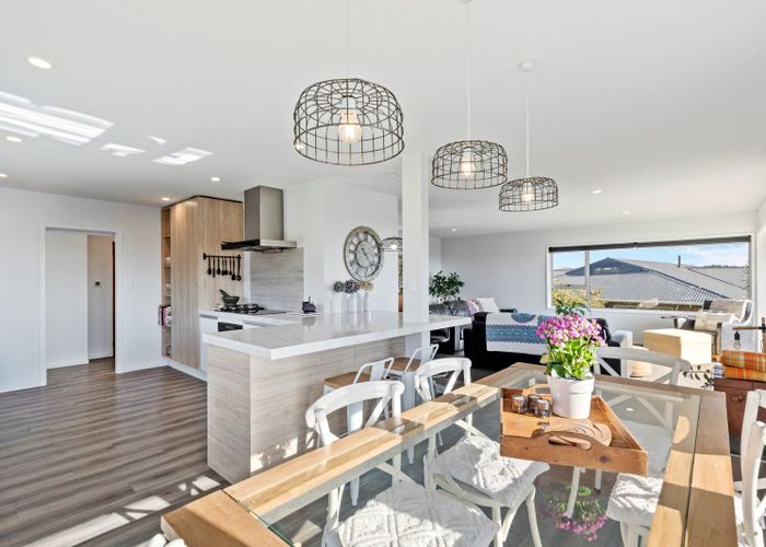  at 9 Norwich Avenue, Spotswood, New Plymouth