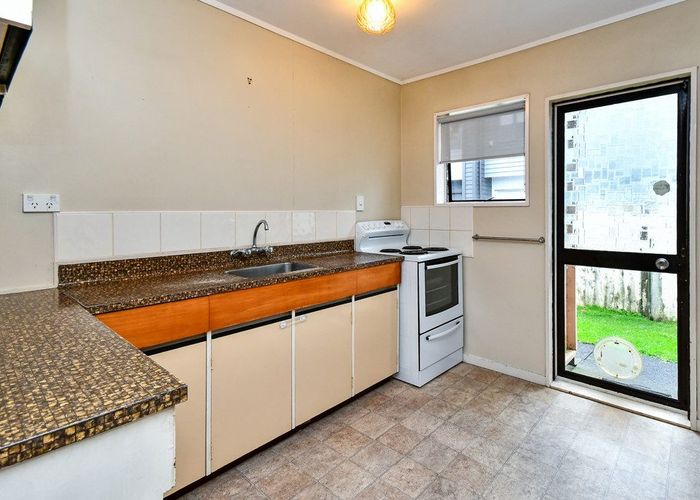  at 3/6 Maru Road, Takanini, Papakura, Auckland