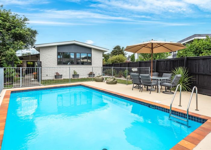  at 16 Bucknell Street, Sockburn, Christchurch