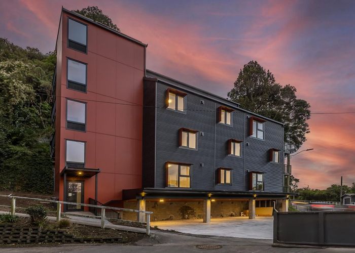  at 31 Chaytor St, Karori, Wellington, Wellington