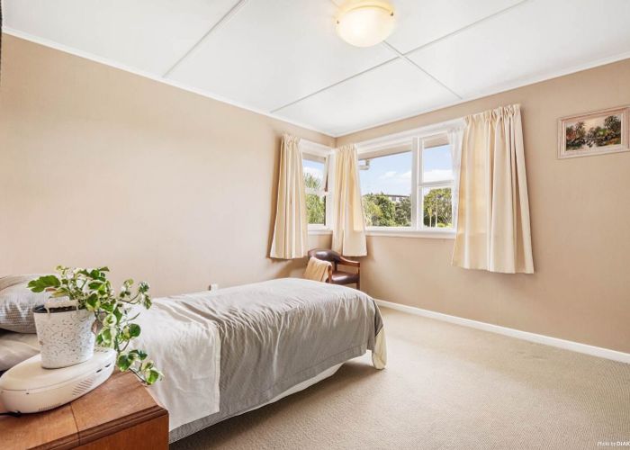  at 18 Triangle Road, Massey, Waitakere City, Auckland