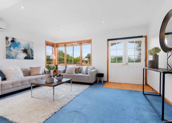  at 81 Lancaster Road, Beach Haven, Auckland