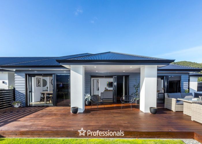  at 4 Kerrigan Crescent, Wallaceville, Upper Hutt, Wellington