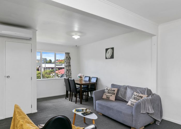  at 10/11 Trafalgar Street, Johnsonville, Wellington