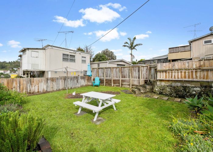  at 25 Penton Road, Stanmore Bay, Rodney, Auckland