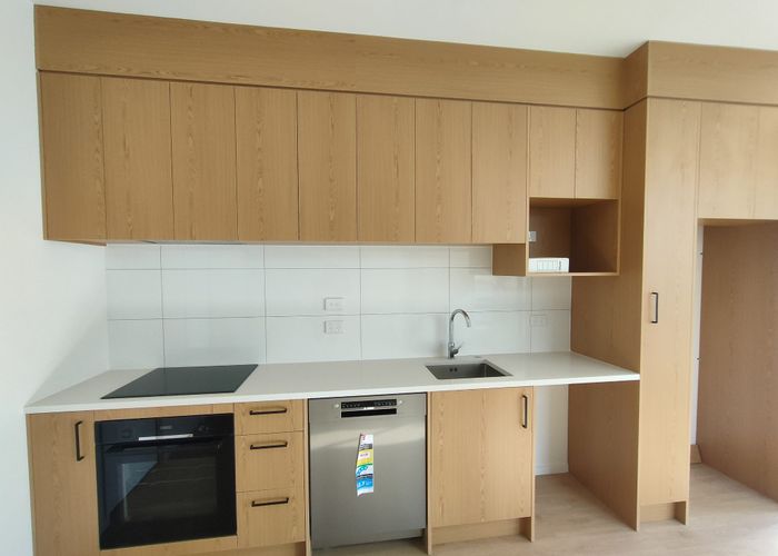  at 1/65A Hogans Road, Glenfield, North Shore City, Auckland