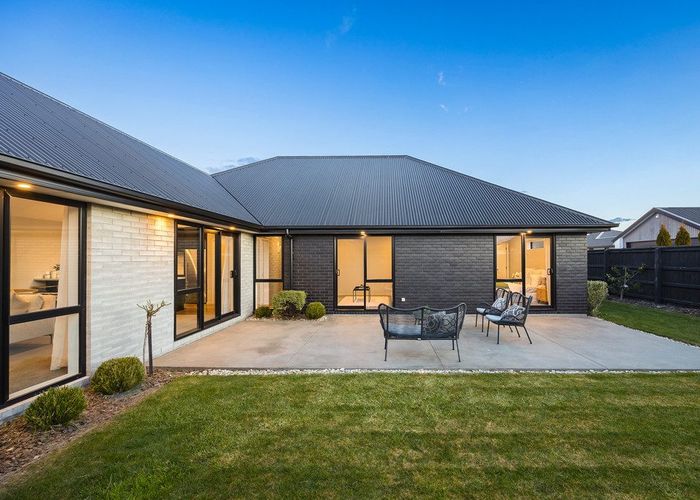  at 16 St James Place, Rangiora, Waimakariri, Canterbury