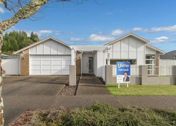  at 278 Lakes Boulevard, Pyes Pa, Tauranga, Bay Of Plenty
